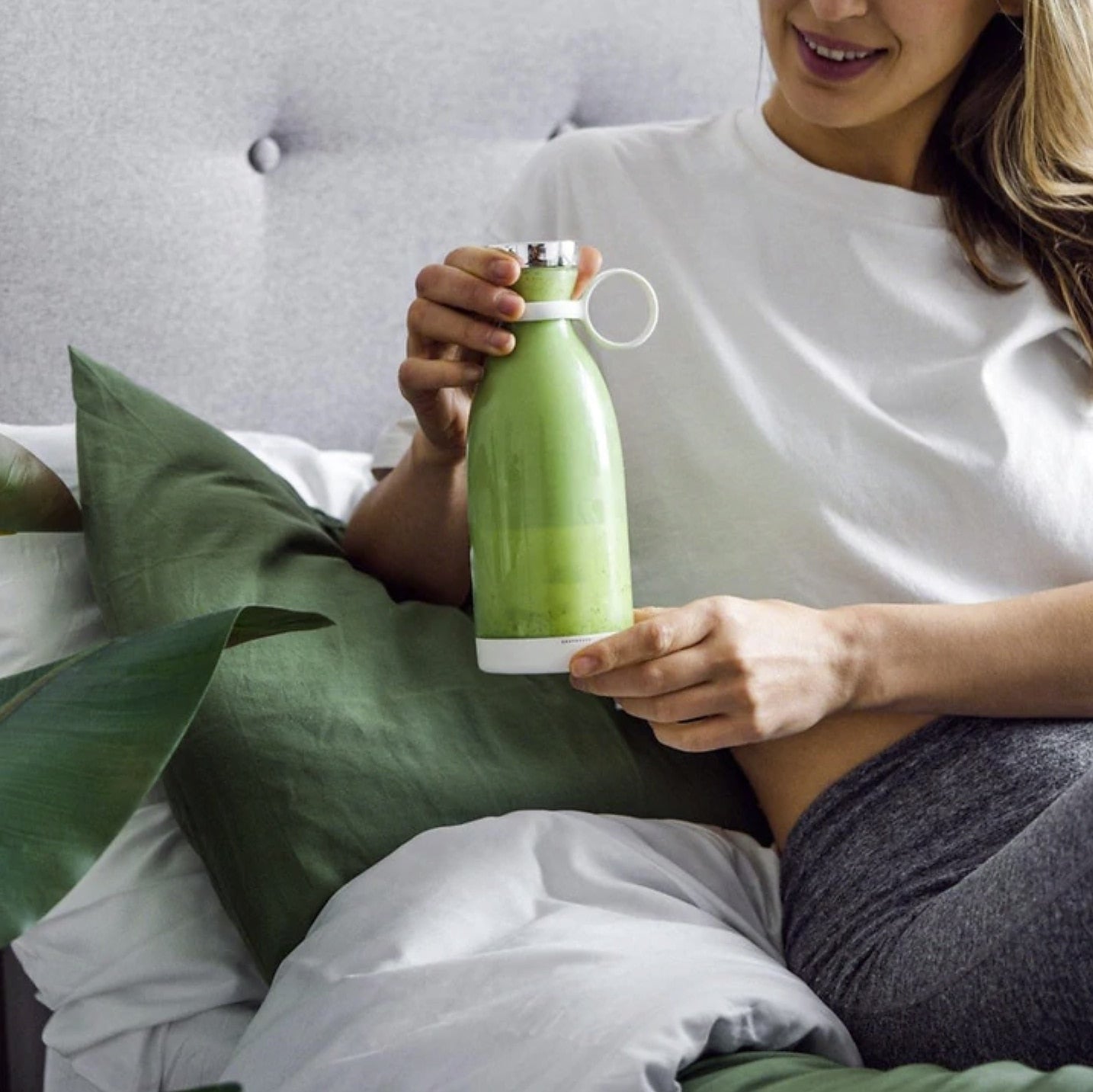 GlowEasy™ Blender Bottle